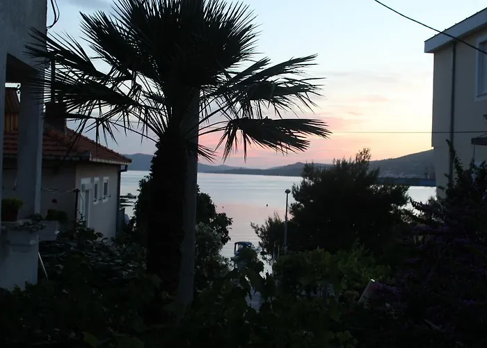 Cherie * Trogir